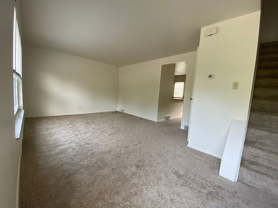 1st image of 315-390 Chapel Pl #350