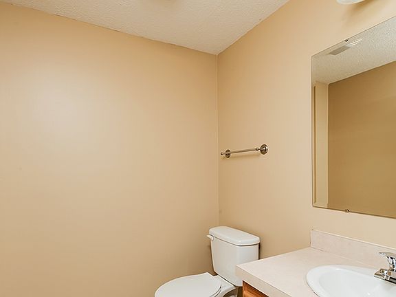 5th image of 7800 Penta Cir