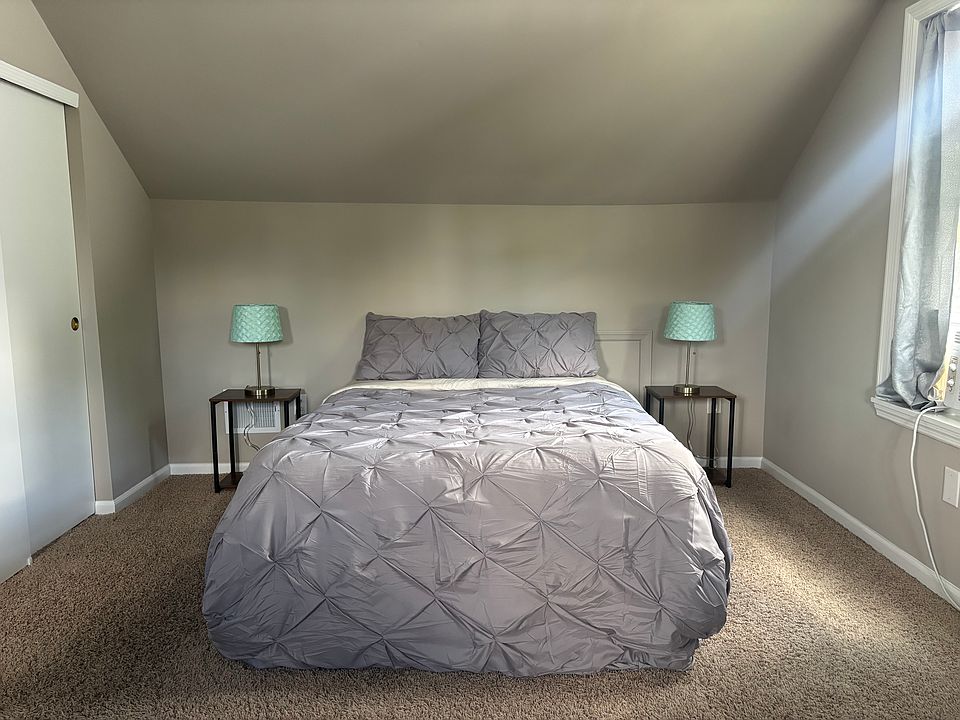 Bed-room
