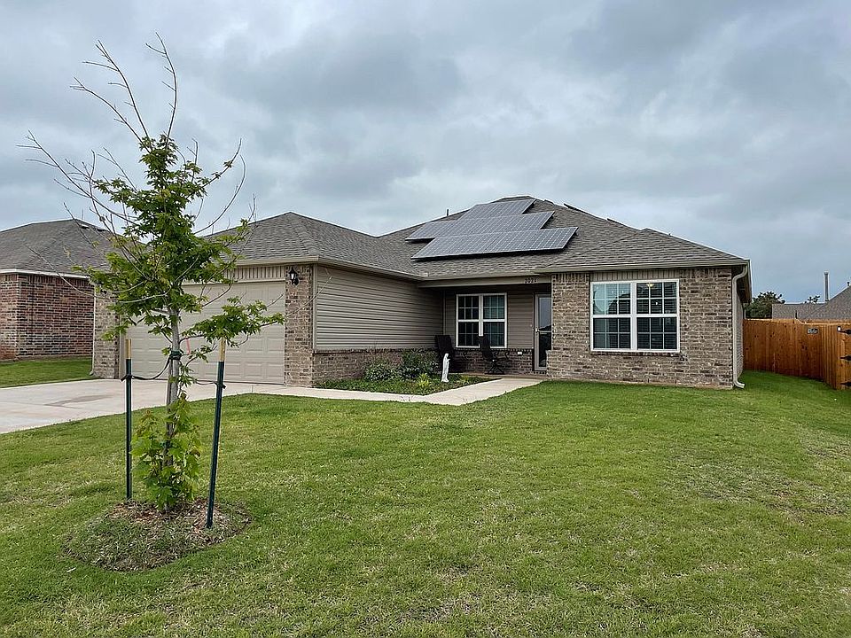 1st image of 2021 W Hunter Springs Way