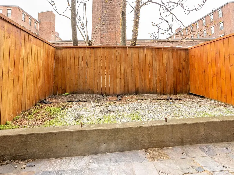 614 Columbus Ave — Photo 6