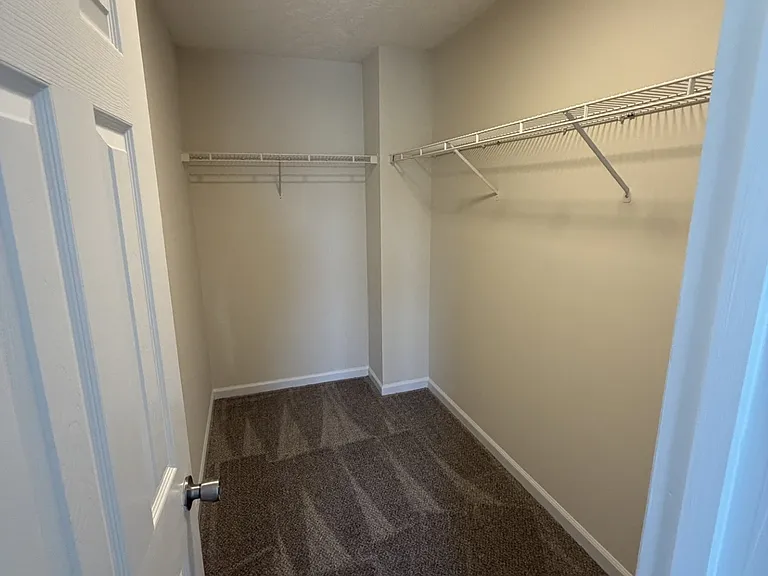 Wyndfall Apartments — Photo 13