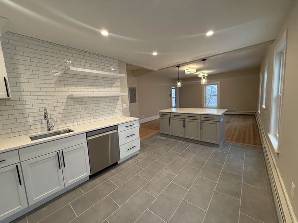 417 Auburn St FLOOR 2