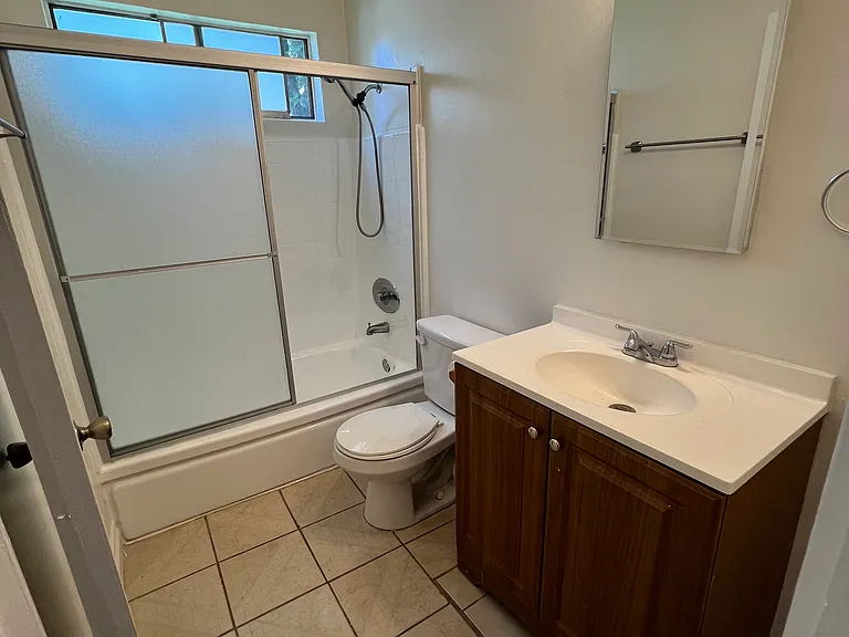 8415 Amigo Ave #6 — Photo 12