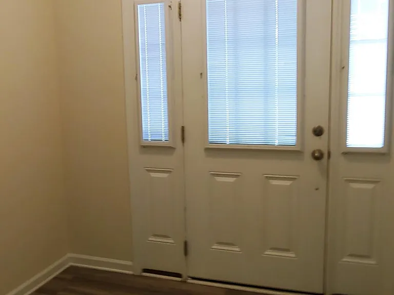 1033 Coldstream Dr — Photo 4