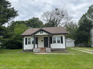 407 NE Main St, Lees Summit, MO 64063