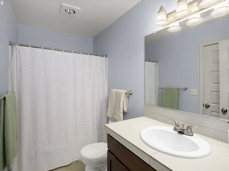3324 SE 11th Ave — Photo 5