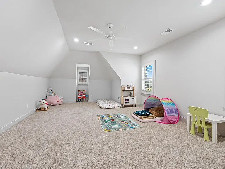 1488 Covington Wood Cv — Photo 19