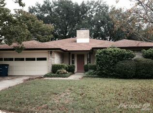 622 Summerwood Dr, New Braunfels, TX 78130