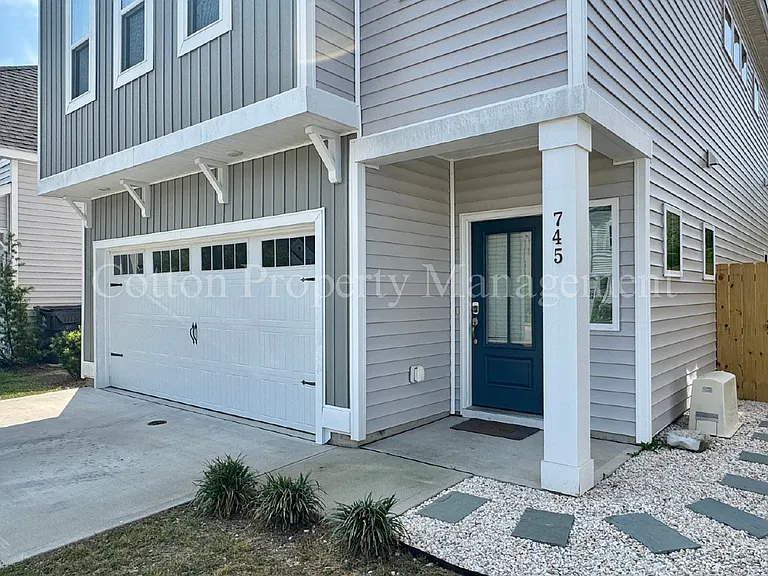 745 Cypress Village Pl — Photo 3