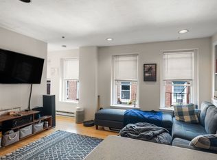 38-38A Charter St #7, Boston, MA 02113