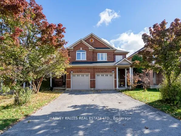 3886 Skyview St, Mississauga, ON L5M 8A4