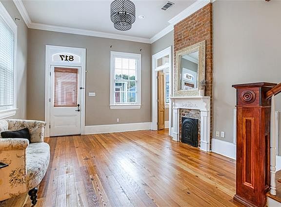4th image of 817 Harmony St