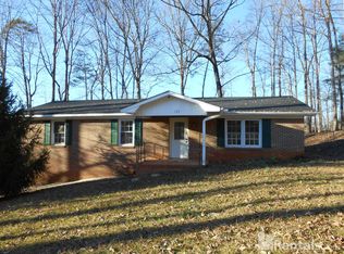 133 Keowee Ln, Pickens, SC 29671