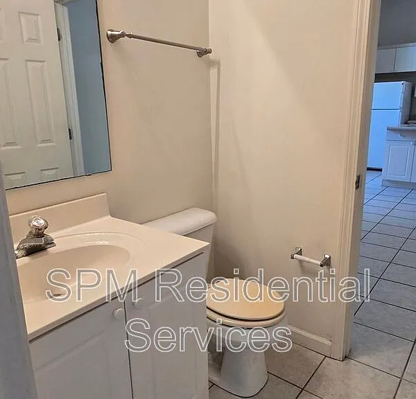 4210 Lake Ave #113 — Photo 8