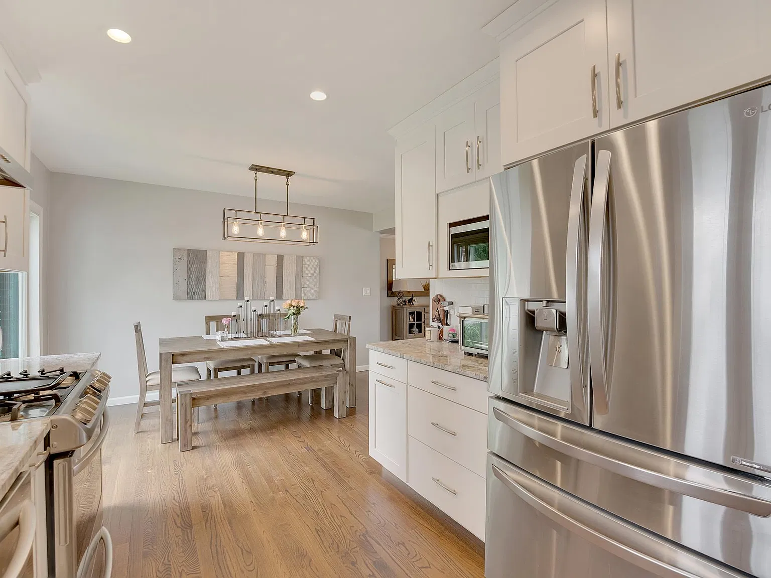 4 bed, 1384 sqft, $4,000 — Photo 4