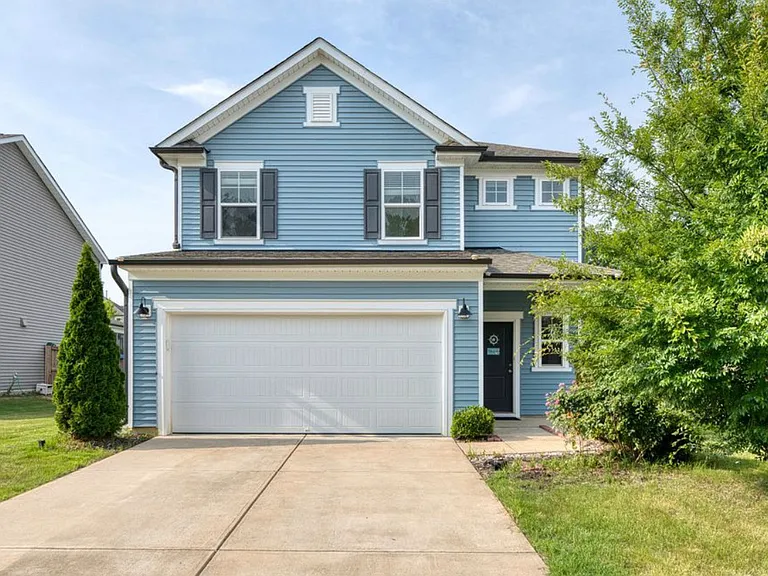 2132 Water Marsh Trl — Photo 1
