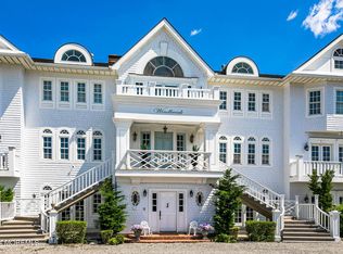 1071 Ocean Ave, Mantoloking, NJ 08738