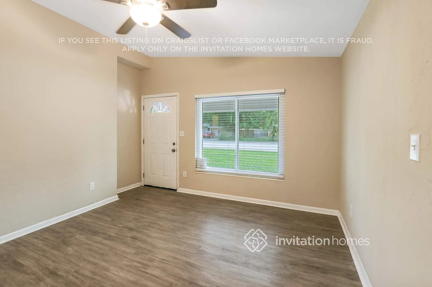 1320 54Th Ave N St. Petersburg, FL 33703 — Photo 2