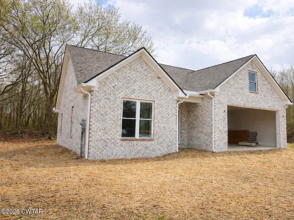 25 Weatherstone Dr, Jackson, TN 38305