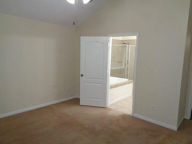 30034 Saw Oaks Dr — Photo 13