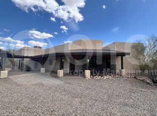 5654 W Vereda Del Coyotito, Tucson, AZ 85745