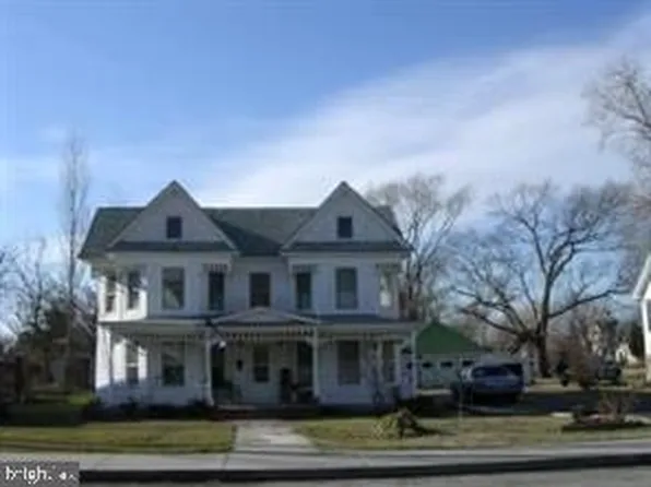 307 Myrtle St, Crisfield, MD 21817