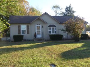 294 Cunningham Ln, Clarksville, TN 37042