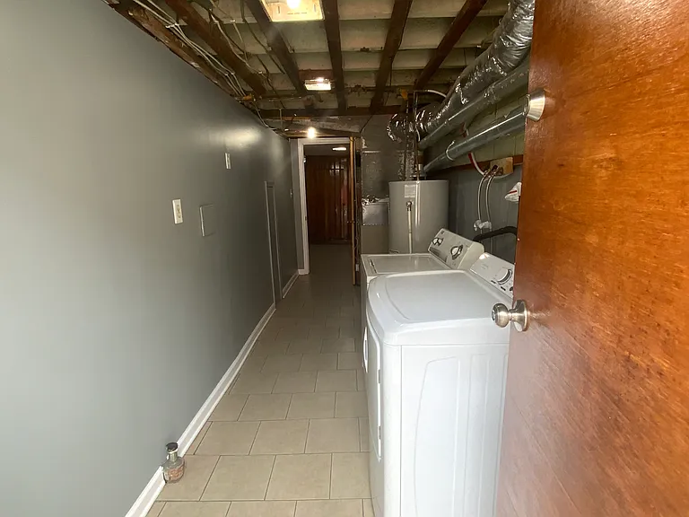 2545 S Bellford St — Photo 78