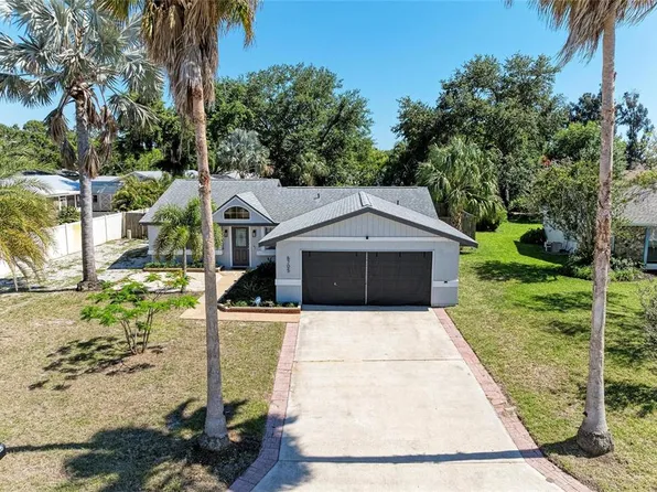 6705 35th Ave W, Bradenton, FL 34209