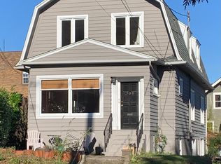 308 N 72nd St, Seattle, WA 98103