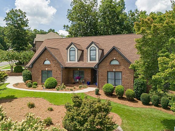 4th image of 1201 Hibiscus Dr
