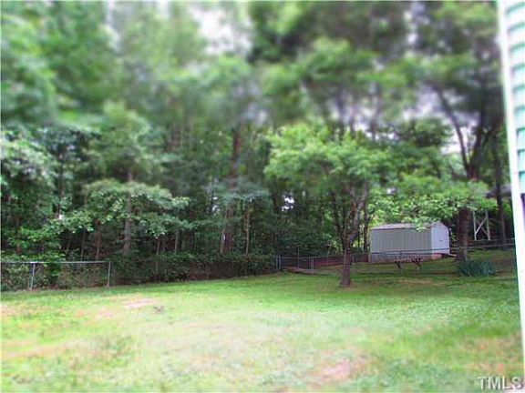 3rd image of 2105 Eastwood Dr
