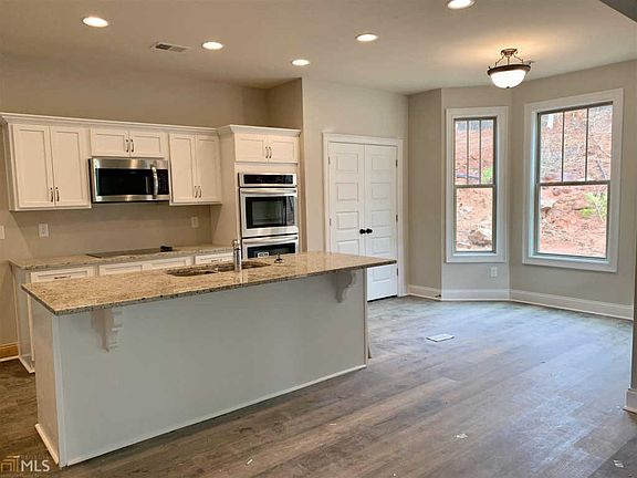 3rd image of 145 Clearwater Dr #92