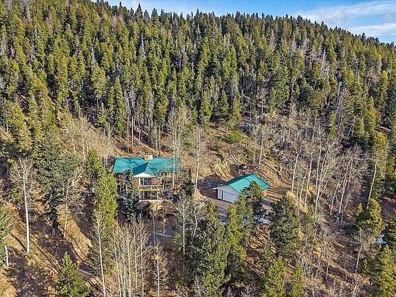 3rd image of 66 Lodgepole Circle