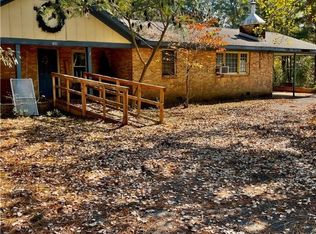 182 H M Godfrey Ln, Sanford, NC 27330