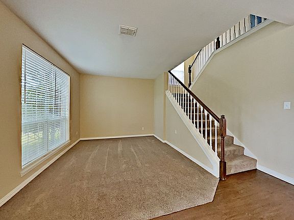 5th image of 8101 Salzburg Dr