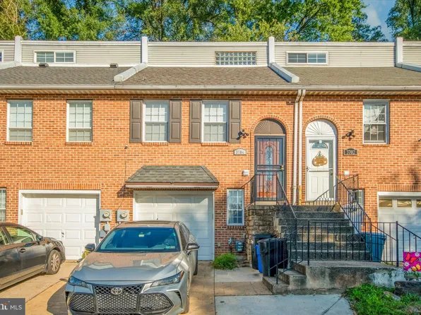 3704 Vale Ln, Philadelphia, PA 19114
