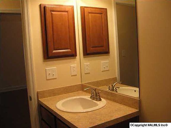 5th image of 193 Bermuda Lakes Dr
