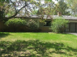 7408 S Jackson Rd, Jackson, MI 49201