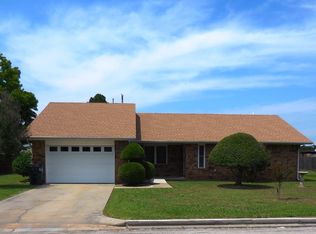 1203 E Hanna Ave, Davis, OK 73030