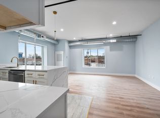 9865 Roosevelt Rd #11249824, Westchester, IL 60154