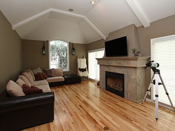 3rd image of 5425 Sawgrass Dr