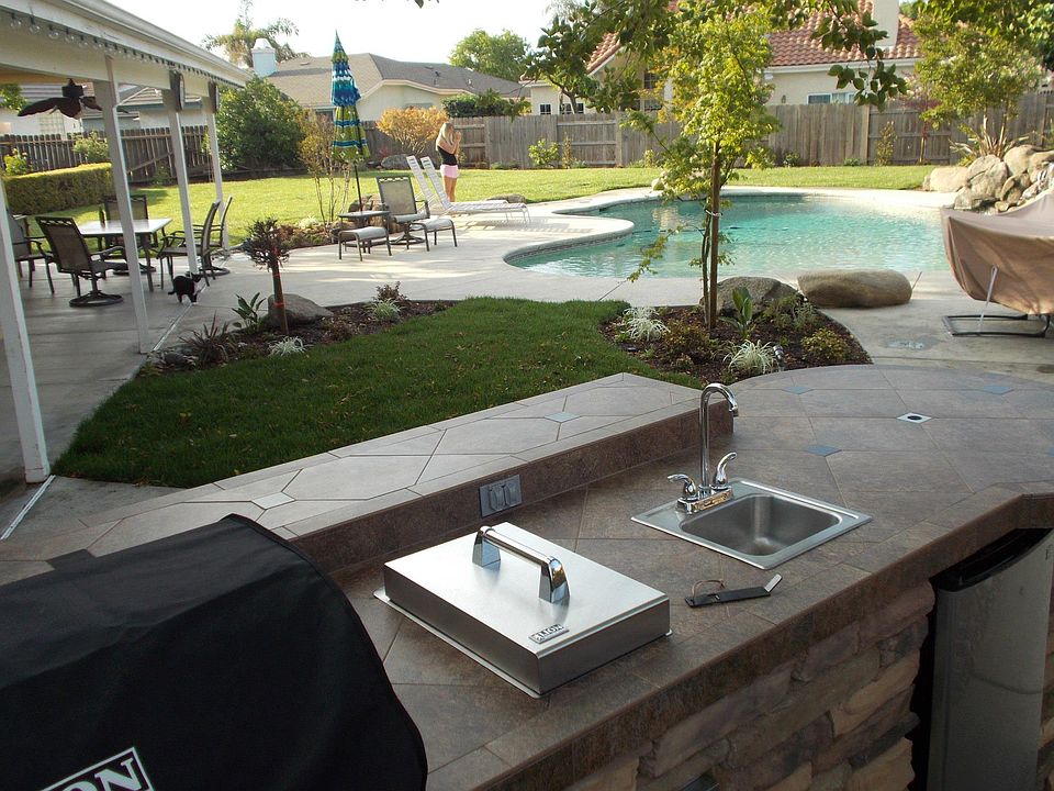 1st image of 539 Julia Cir