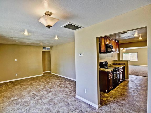 5th image of 1555 W 1st Pl