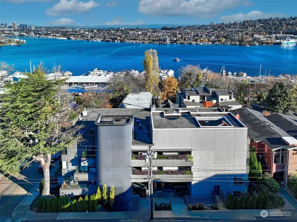 2040 Waverly Place N #303, Seattle, WA 98109