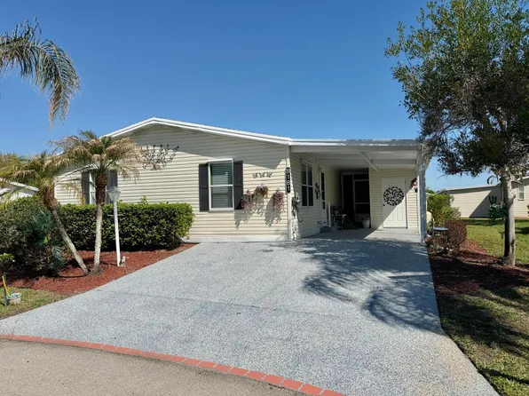 8181 14TH HOLE Drive, Port St Lucie, FL 34952