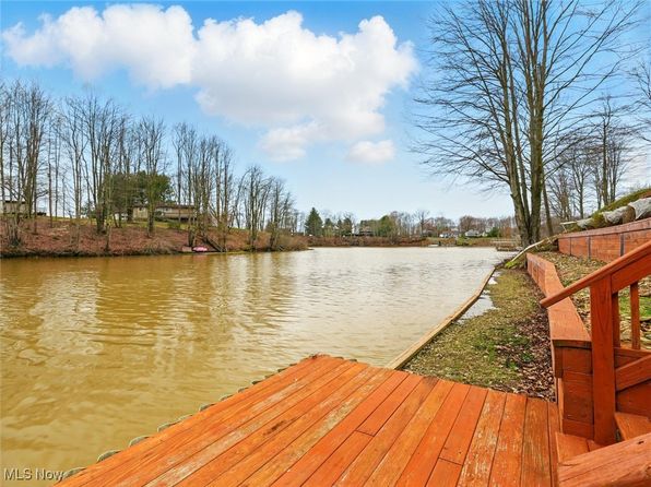 1497 Morning Star Dr, Rock Creek, OH 44084