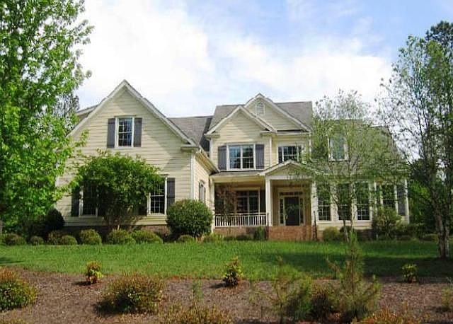 1st image of 320 Bayberry Creek Cir