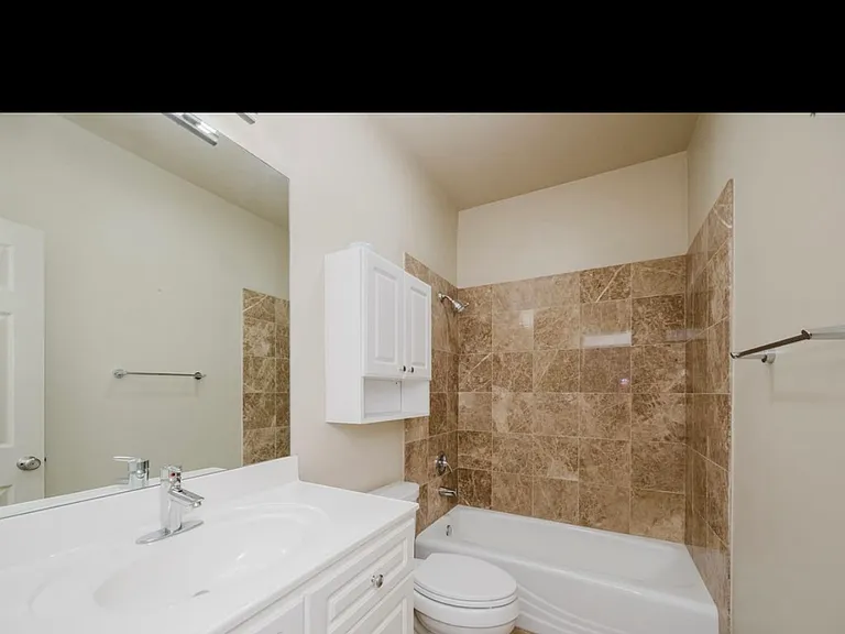 Cove Cir — Photo 5